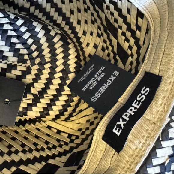 Express black,and tan woven hat with hot pink tassel accent - NWT - One size - Picture 2 of 6